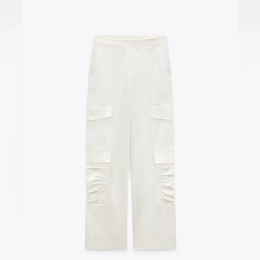 NWOT Zara white satin ruched cargo pants - Picture 2 of 5